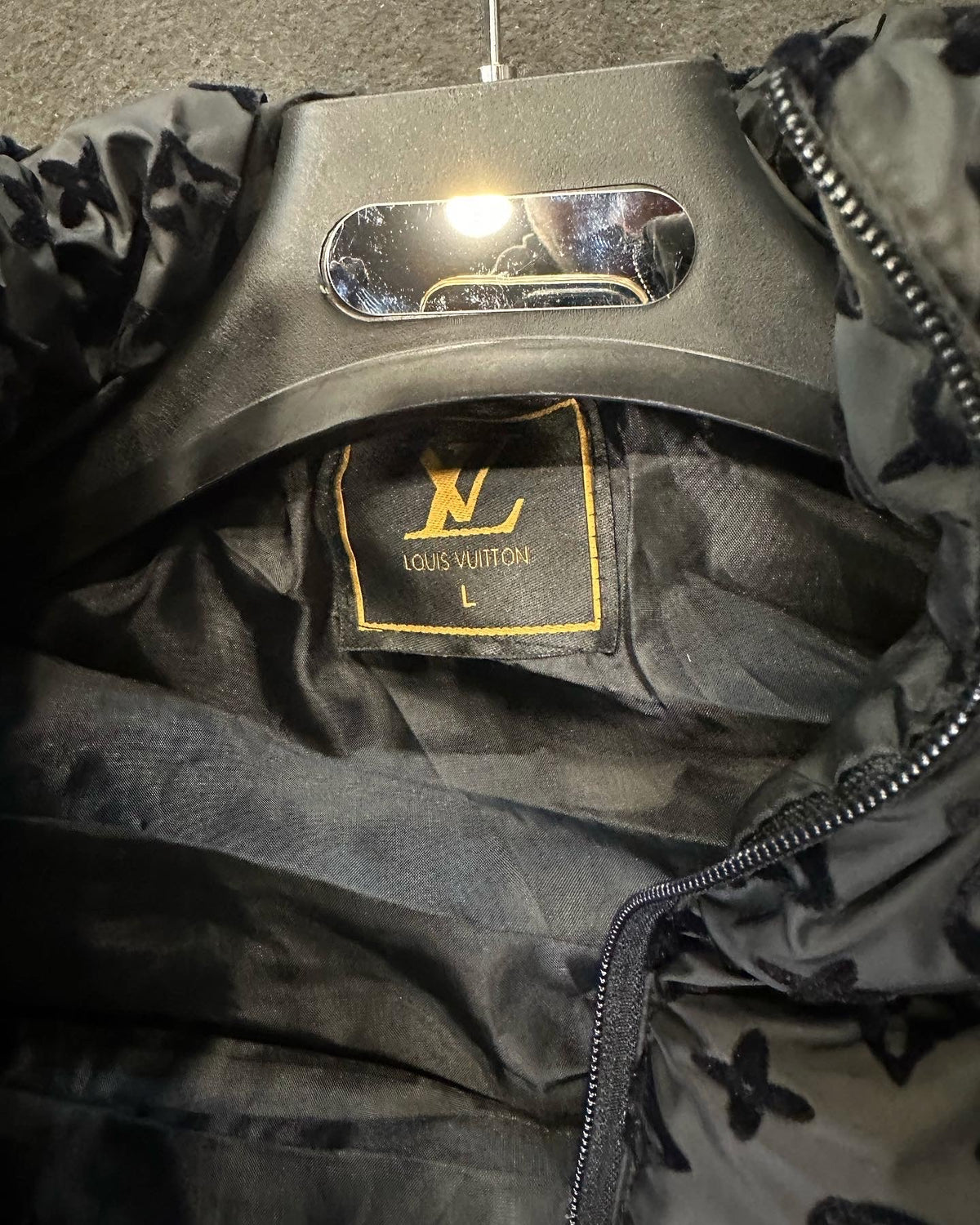 Louis Vuitton Αμάνικο Μπουφάν