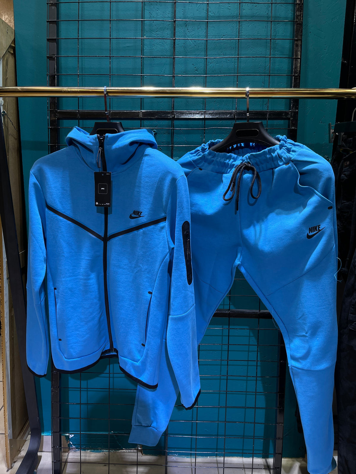 NIKE TECH FLEECE - ΣΕΤ ΦΟΡΜΕΣ