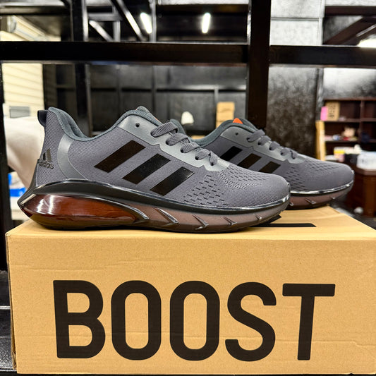 ADIDAS ULTRA BOOST
