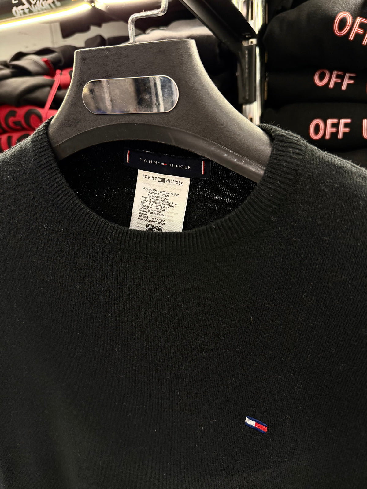 TOMMY HILFIGER ΛΑΙΜΟΚΟΨΗ