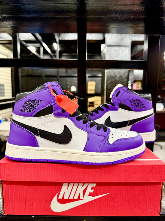 NIKE JORDAN 1