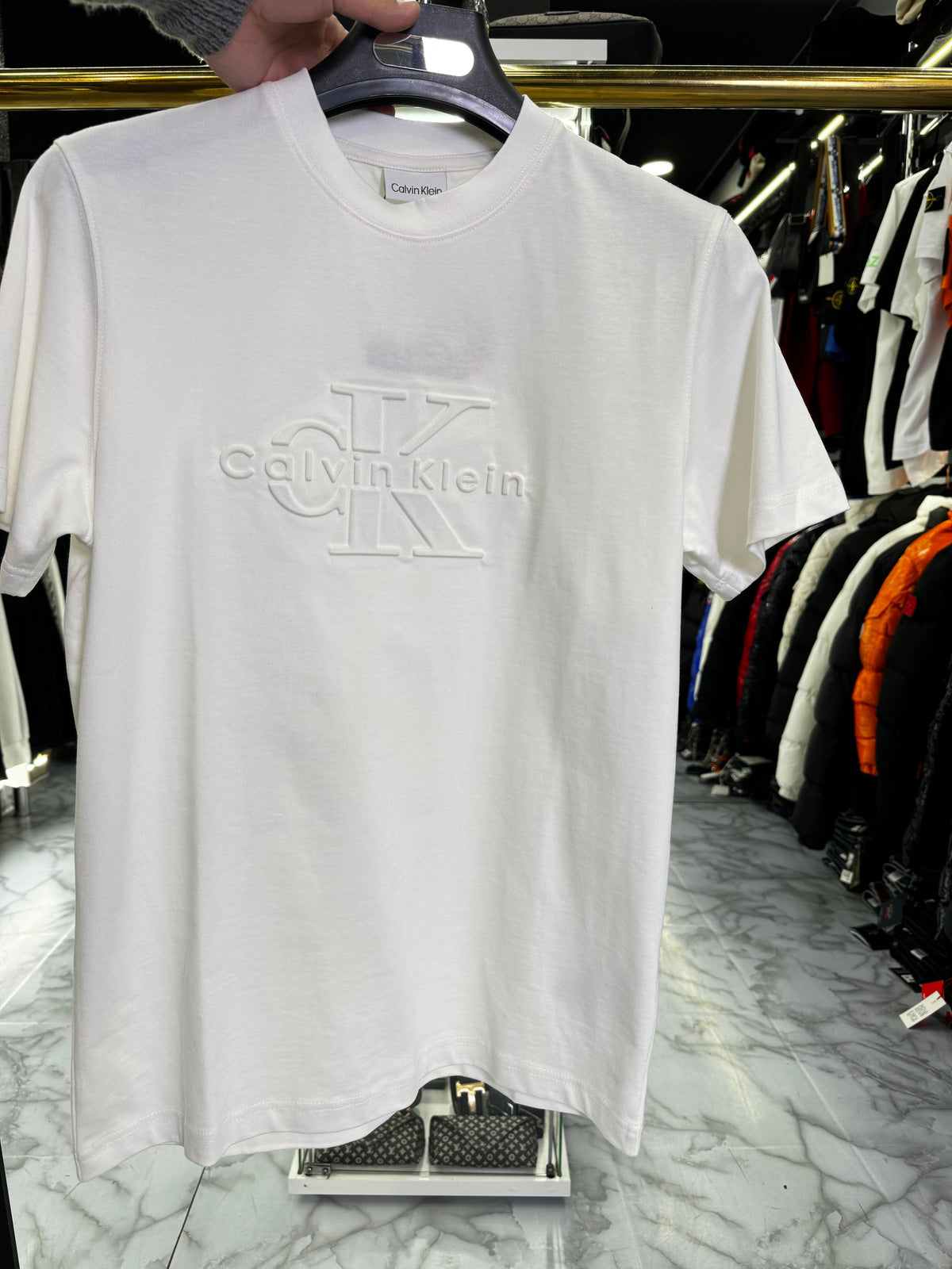 CALVIN KLEIN - T-SHIRT