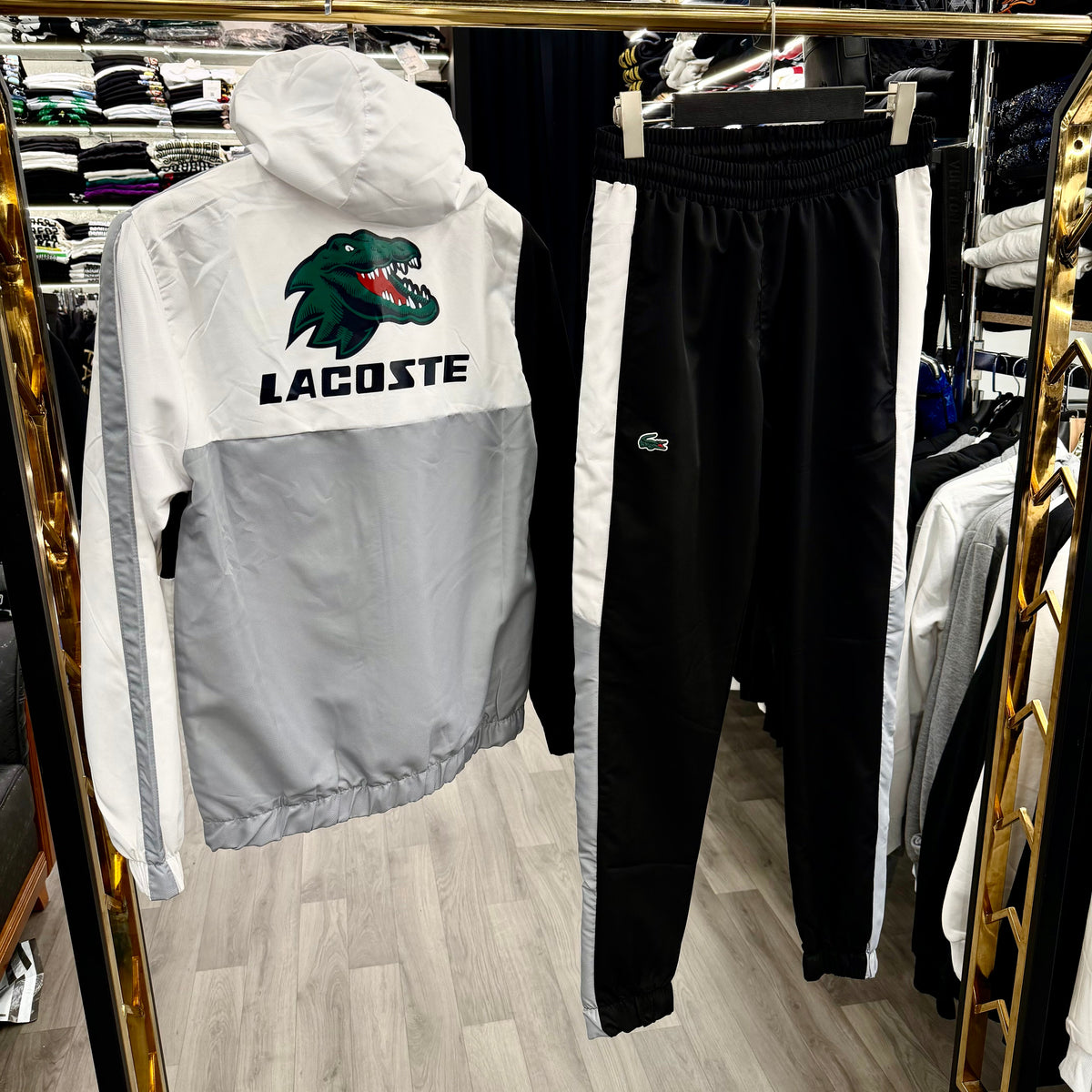 LACOSTE - ΜΑΥΡΟ ΓΚΡΙ ΣΕΤ ΦΟΡΜΕΣ