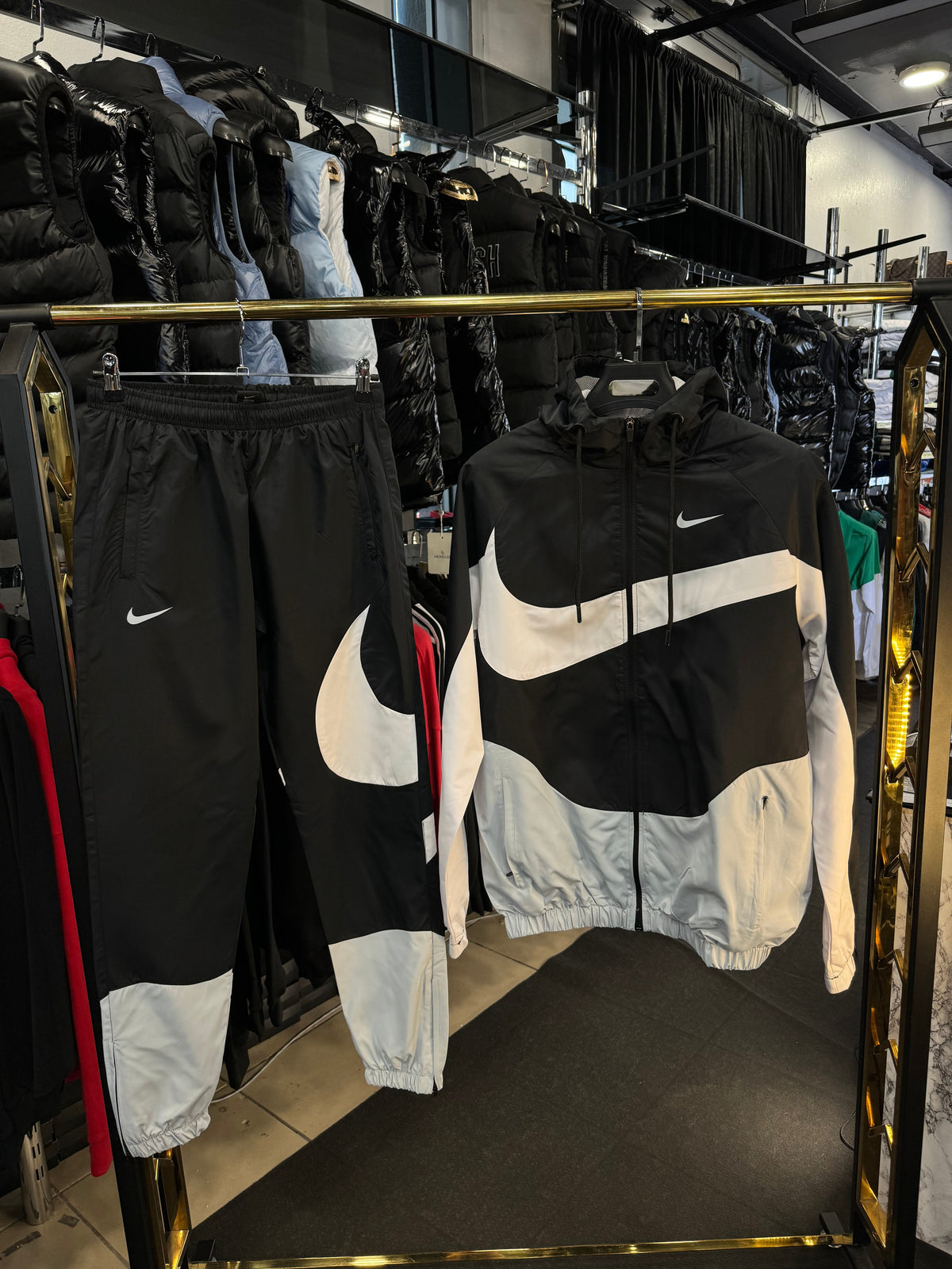 NIKE TM ΣΕΤ ΦΟΡΜΕΣ
