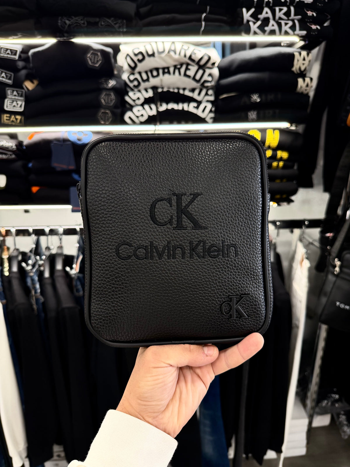 ΤΣΑΝΤΑΚΙ - CALVIN KLEIN