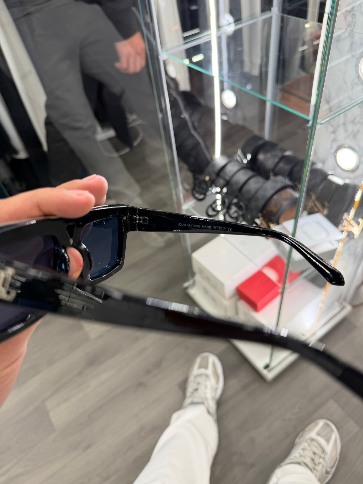 SUNGLASSES - LOUIS VUITTON 1+1