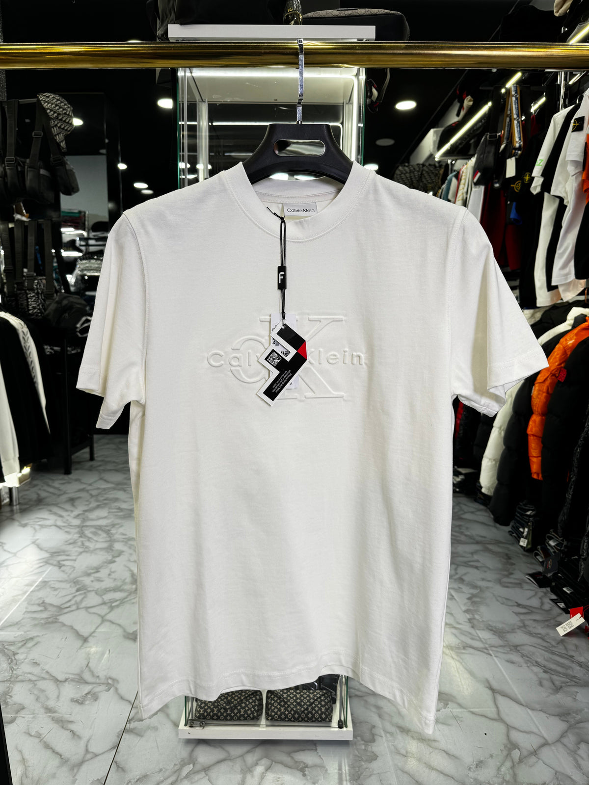 CALVIN KLEIN - T-SHIRT