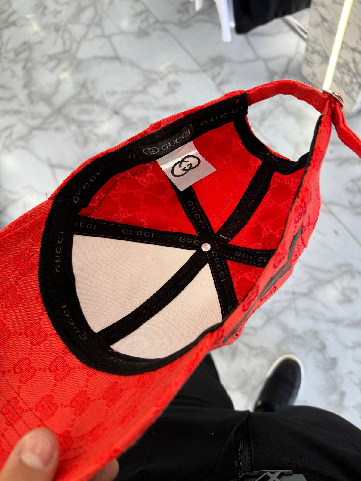 GUCCI - ΚΟΚΚΙΝΟ ΚΑΠΕΛΟ 2027