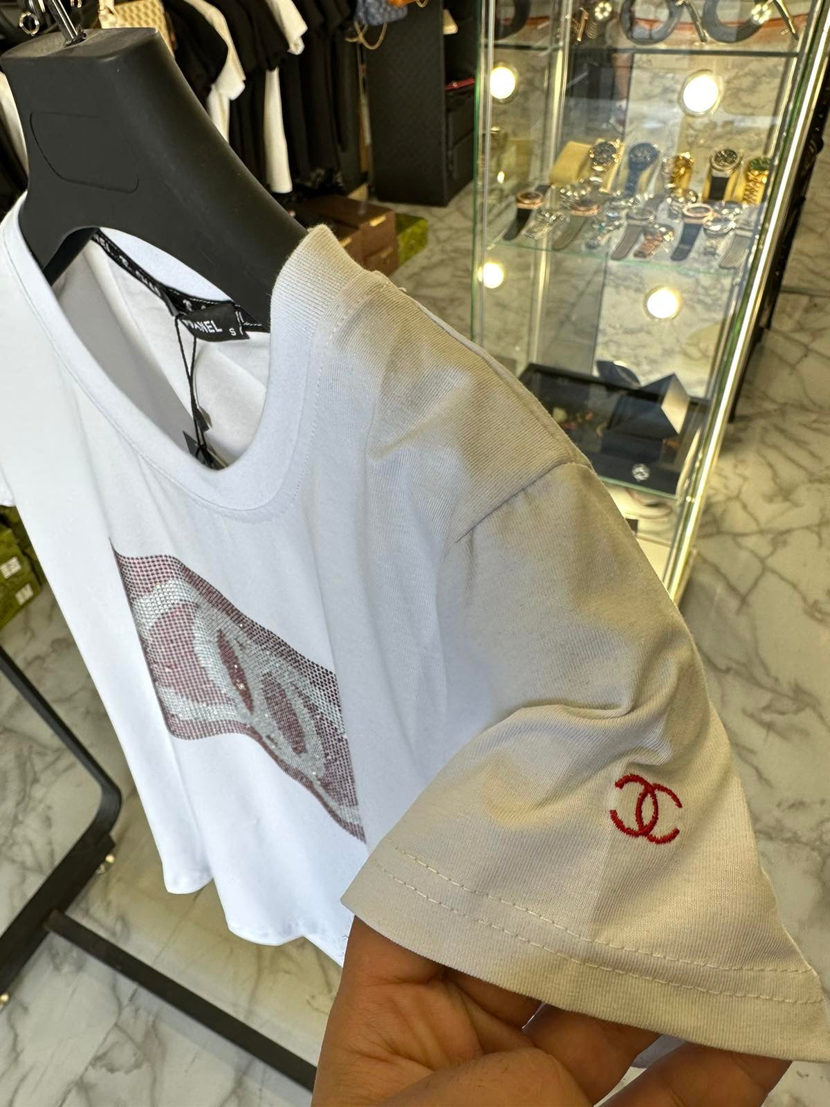 ΓΥΝΑΙΚΕΙΟ T-SHIRT - CHANNEL