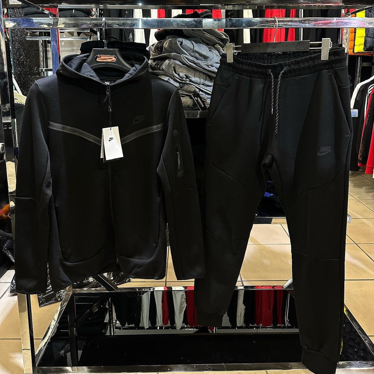 NIKE TECH FLEECE - ΣΕΤ ΦΟΡΜΕΣ